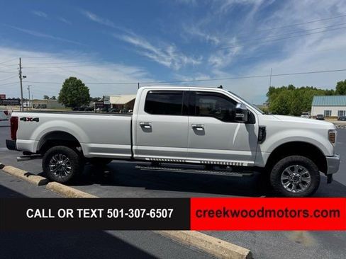 Used 2019 Ford F250 XLT w/ XLT Premium Package AWD/4WD image 18