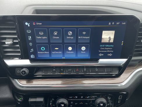 Certified 2024 Chevrolet Silverado 1500 RST image 39