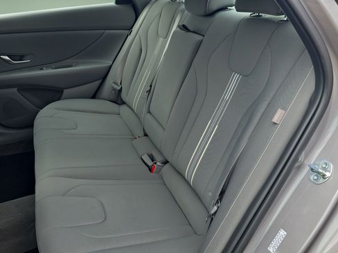 Used 2024 Hyundai Elantra SEL w/ Convenience Package FWD image 28