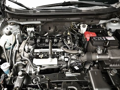 Used 2023 Nissan Kicks SR w/ SR Premium Package image 31