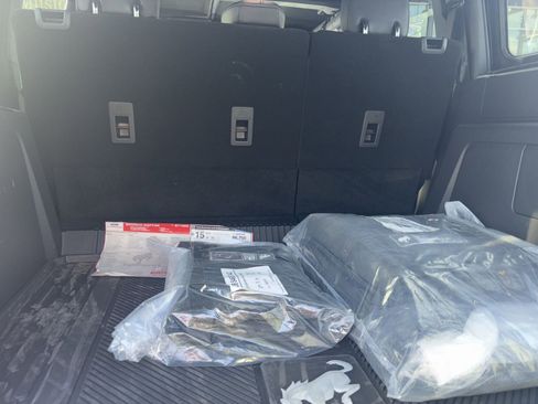 Used 2023 Ford Bronco Raptor image 11