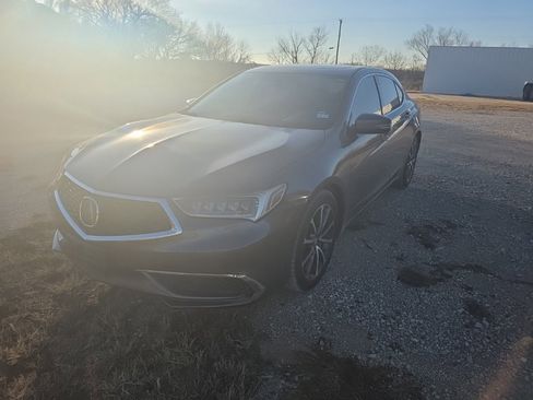 Used 2018 Acura TLX V6 image 4