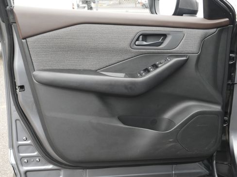 Certified 2023 Nissan Rogue S image 28