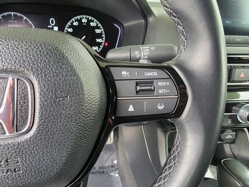 Used 2023 Honda Civic Sport image 25