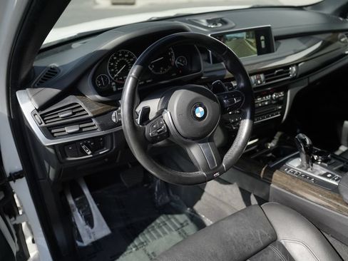 Used 2015 BMW X5 xDrive50i AWD/4WD image 9