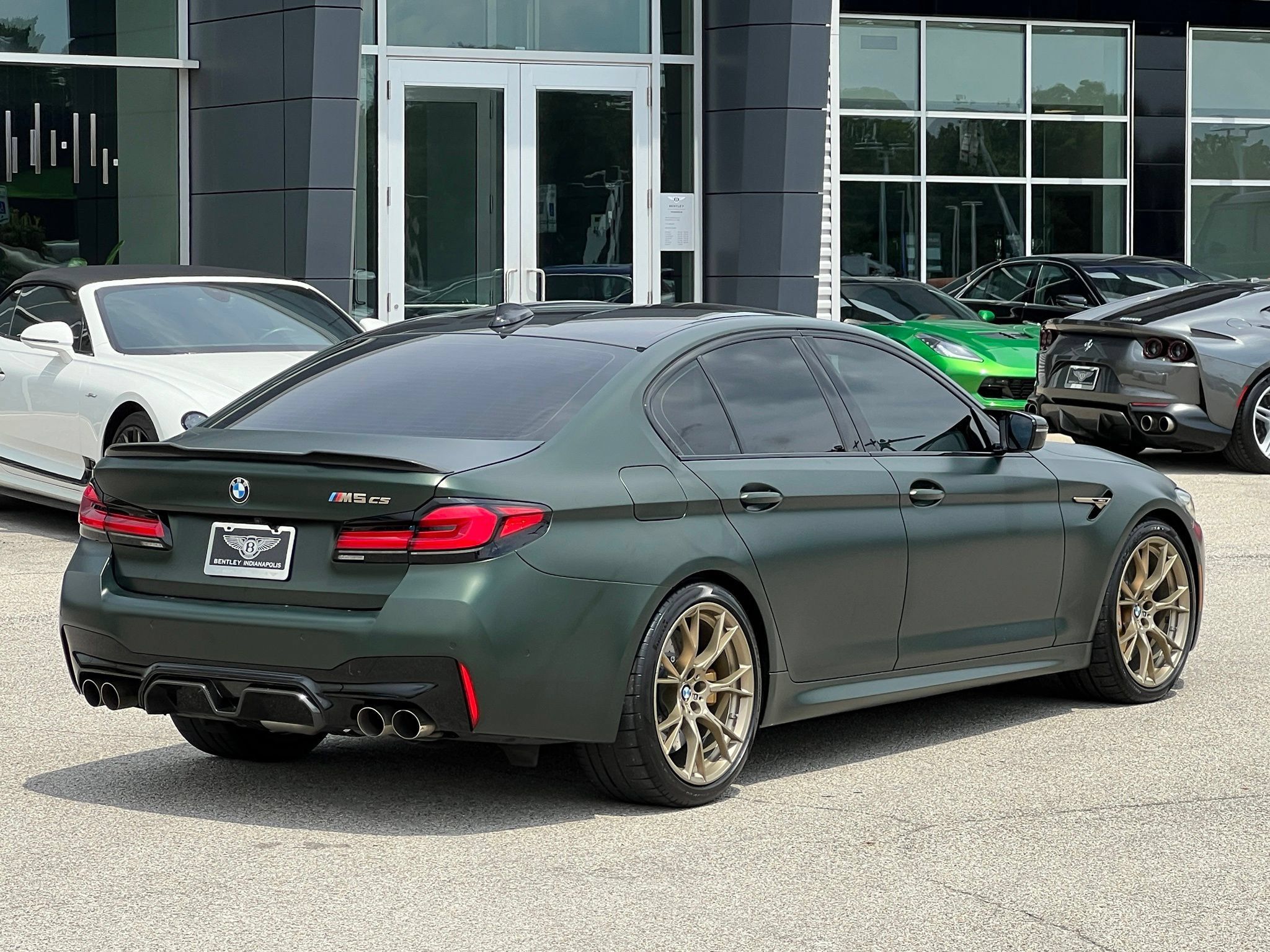 Used 2022 BMW M5 CS AWD/4WD image 3