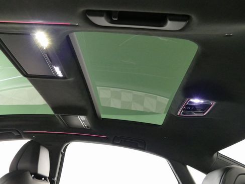 Used 2022 Audi S8 image 23