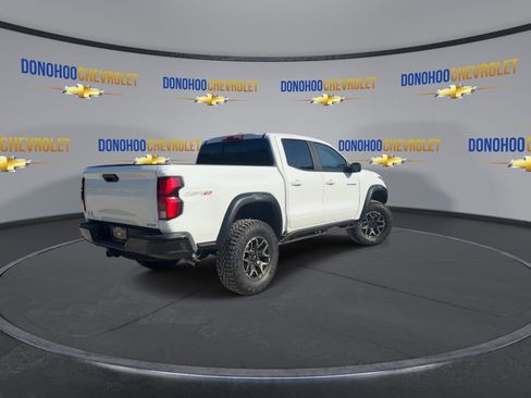 New 2026 Chevrolet Colorado ZR2 w/ Technology Package AWD/4WD image 11