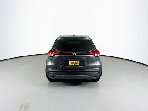 New 2025 Nissan Kicks Play S FWD image 6