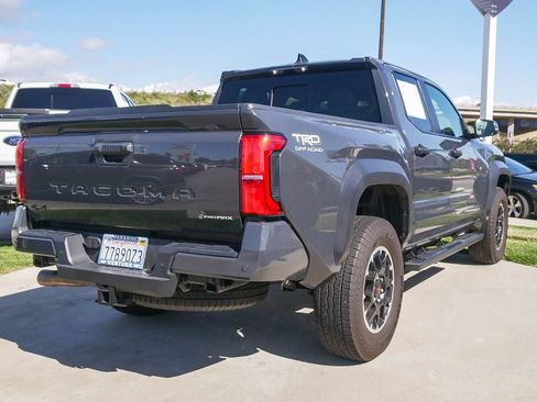 Used 2024 Toyota Tacoma TRD Off-Road w/ TRD Off Road Upgrade Package image 9