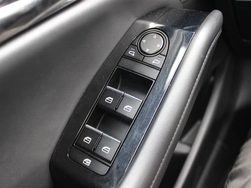 Used 2022 MAZDA MAZDA3 s image 16