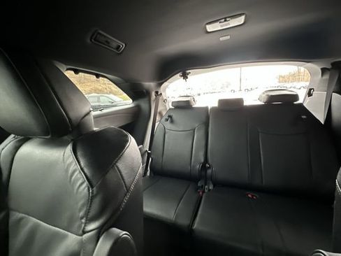 New 2026 Toyota Sienna Platinum image 29