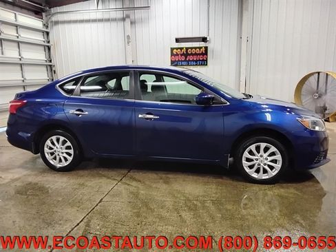 Used 2019 Nissan Sentra SV FWD image 2