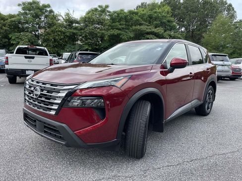 Used 2025 Nissan Rogue SV FWD image 7
