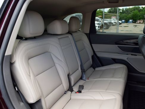 Used 2025 Lincoln Nautilus Premier w/ Equipment Group 102A AWD/4WD image 21