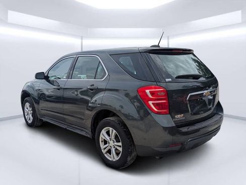 Used 2017 Chevrolet Equinox LS image 5