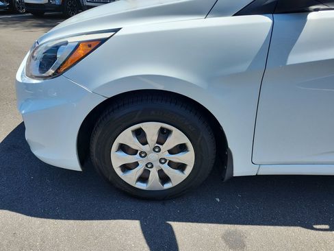 Used 2016 Hyundai Accent SE FWD image 23