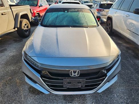 Used 2022 Honda Accord Sport image 2