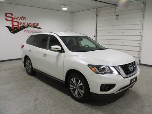 Used 2019 Nissan Pathfinder SL image 7