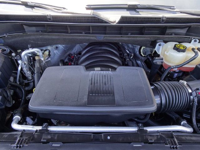 Used 2022 Cadillac Escalade Premium Luxury w/ Performance Package AWD/4WD image 35