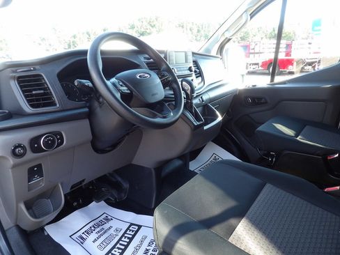 Used 2025 Ford Transit 250 Low Roof w/ Exterior Upgrade Package RWD image 16