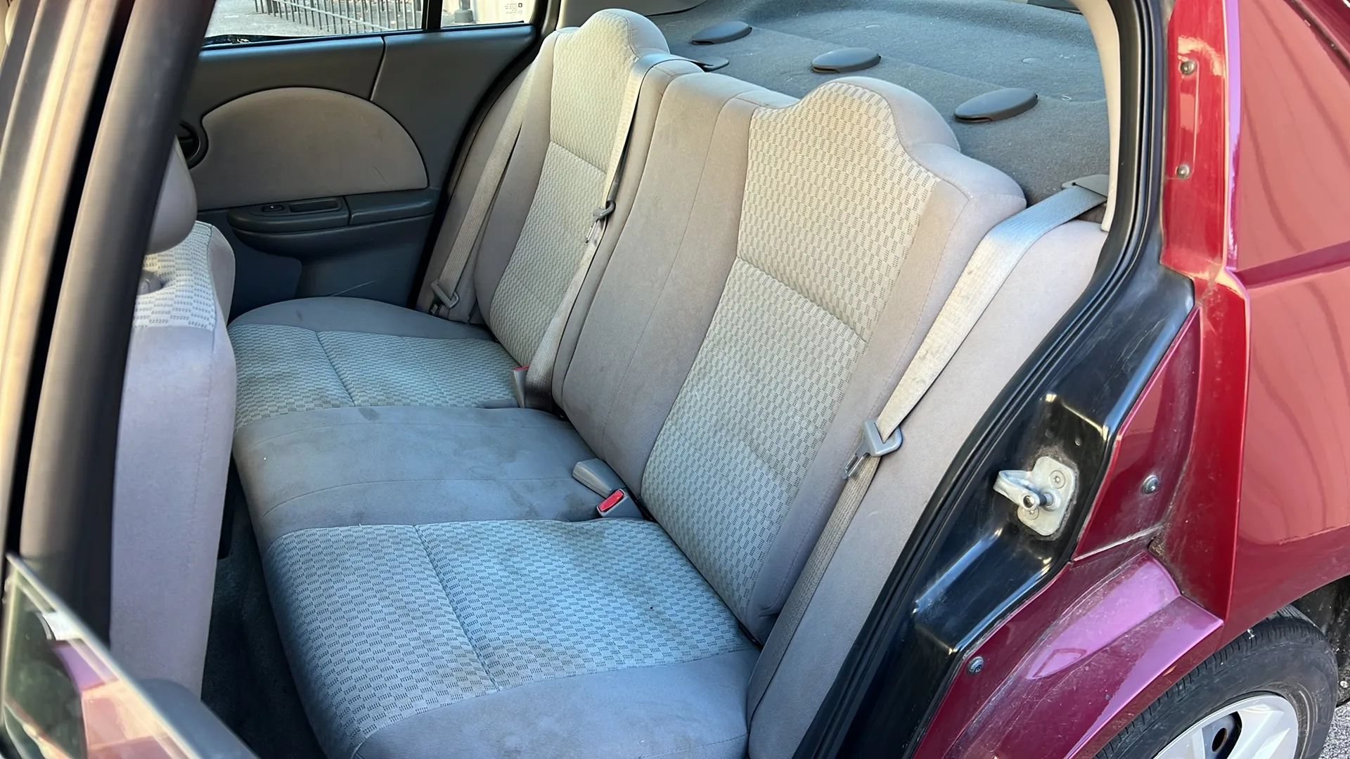 Used 2006 Saturn ION Level 2 w/ Preferred Pkg FWD image 9