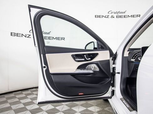 Used 2024 Mercedes-Benz E 350 4MATIC Sedan image 17