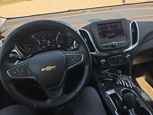 Certified 2024 Chevrolet Equinox LT w/ LPO, Floor Liner Package FWD image 19