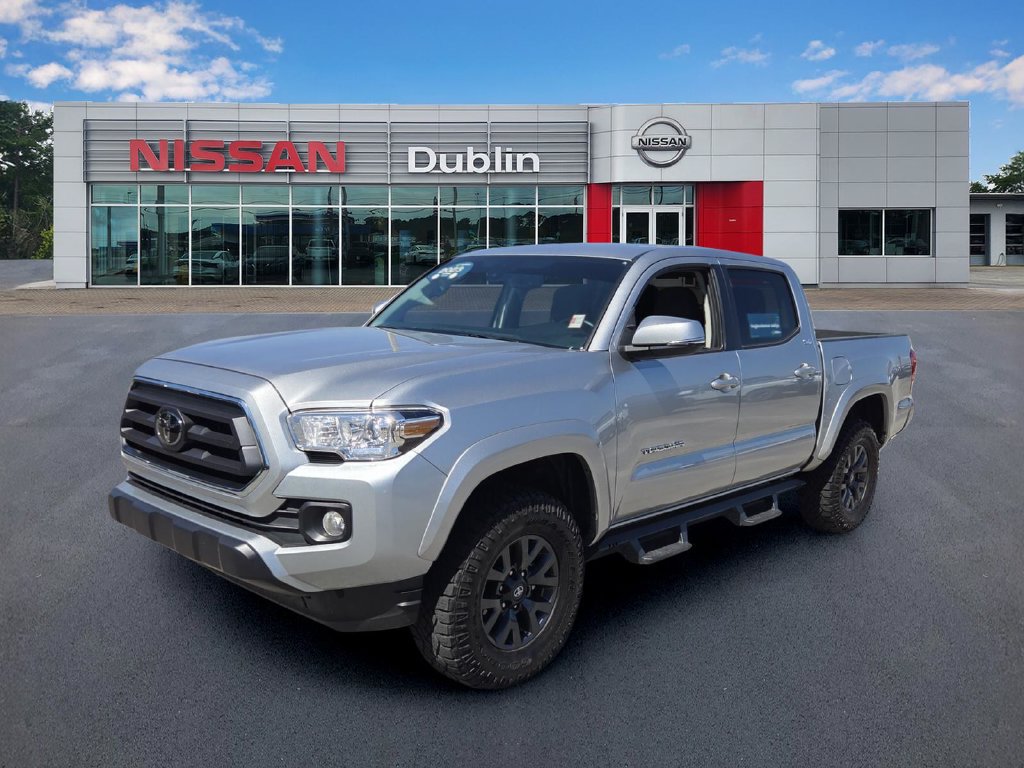 Used 2023 Toyota Tacoma SR5 w/ Technology Package AWD/4WD image 1