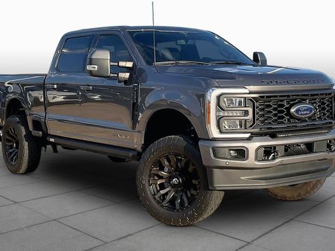 Used 2023 Ford F250 Lariat w/ Lariat Ultimate Package AWD/4WD image 2