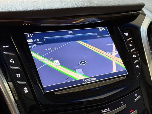 Used 2018 Cadillac Escalade Luxury image 30