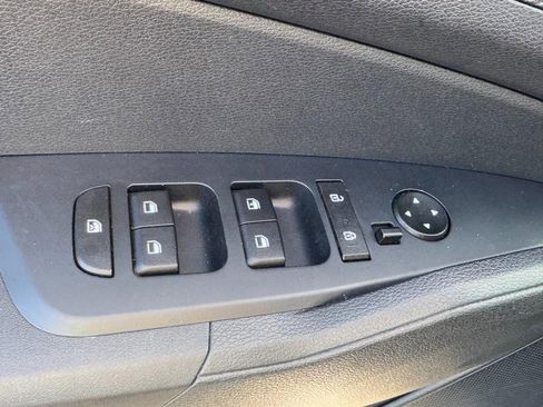 Used 2024 Kia Sportage LX image 15