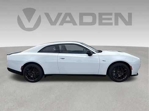 New 2026 Dodge Charger R/T AWD/4WD image 8