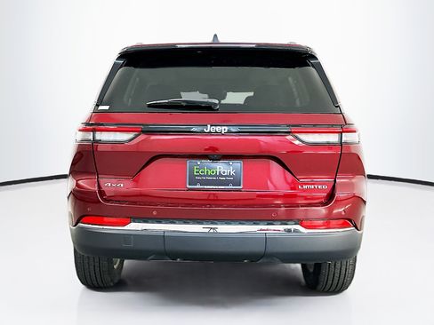 Used 2023 Jeep Grand Cherokee Limited image 7