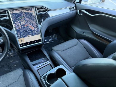 Used 2017 Tesla Model S 75 image 41