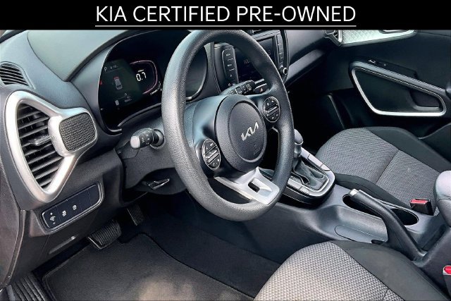 Certified 2024 Kia Soul LX w/ LX Technology Package FWD image 12