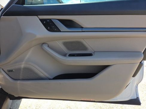 Used 2025 Porsche Taycan RWD image 17