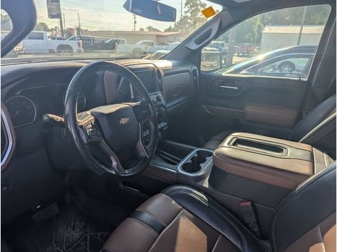 Used 2020 Chevrolet Silverado 1500 High Country AWD/4WD image 8