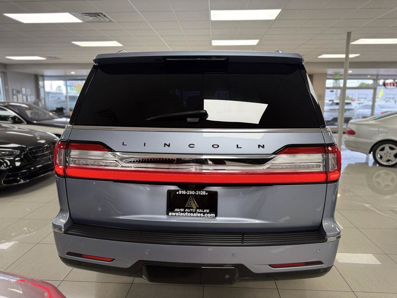 Used 2018 Lincoln Navigator Black Label AWD/4WD image 5