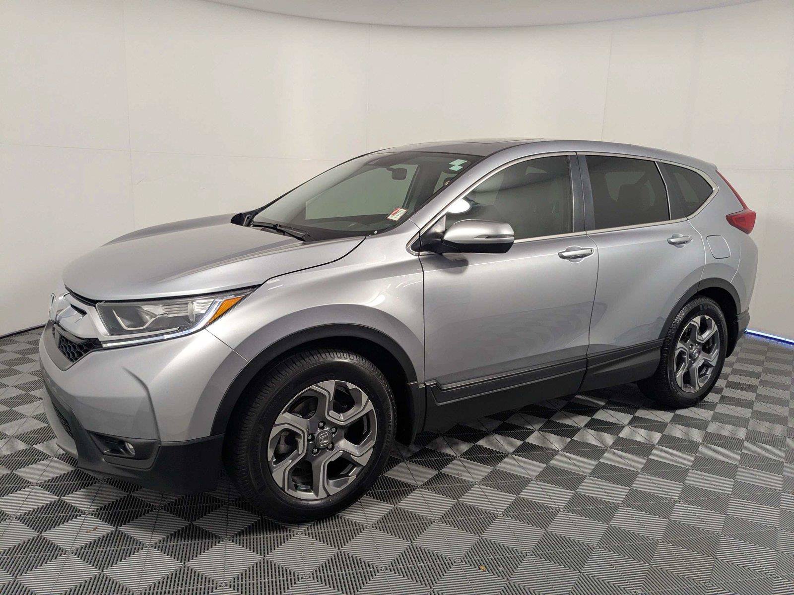 Used 2018 Honda CR-V EX image 2