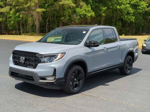 New 2026 Honda Ridgeline Black Edition image 4