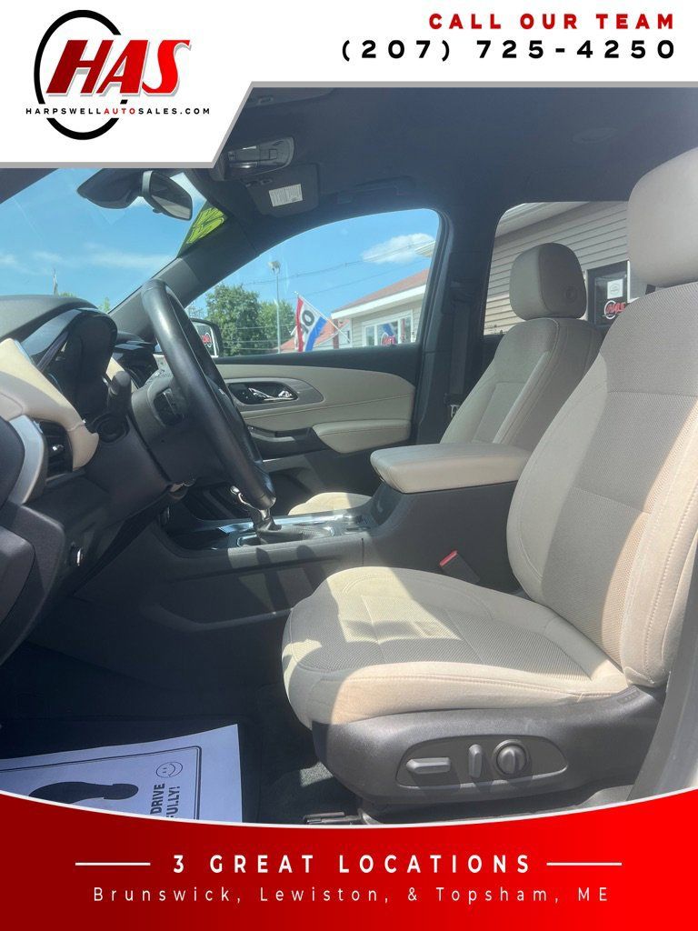 Used 2022 Chevrolet Traverse LT w/ LPO, Floor Liner Package AWD/4WD image 10
