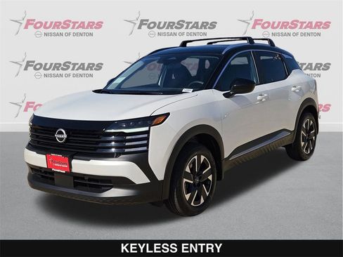 New 2026 Nissan Kicks SV image 9