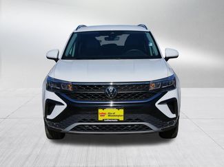 Used 2023 Volkswagen Taos SE video 2