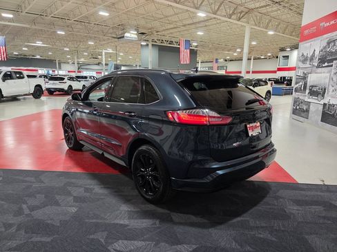 Used 2024 Ford Edge SE w/ Black Appearance Package AWD/4WD image 8
