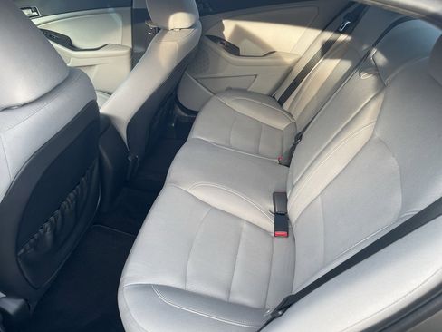 Used 2013 Kia Optima LX w/ Convenience Plus Pkg image 12