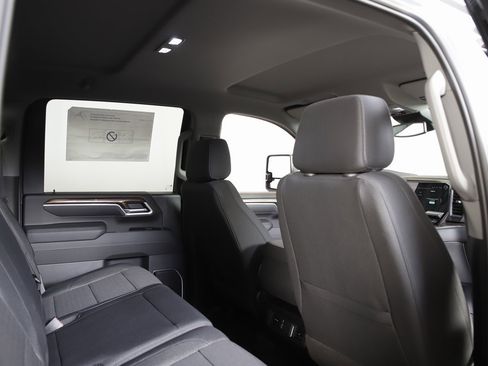 New 2026 Chevrolet Silverado 3500 LT w/ All Star Edition image 12