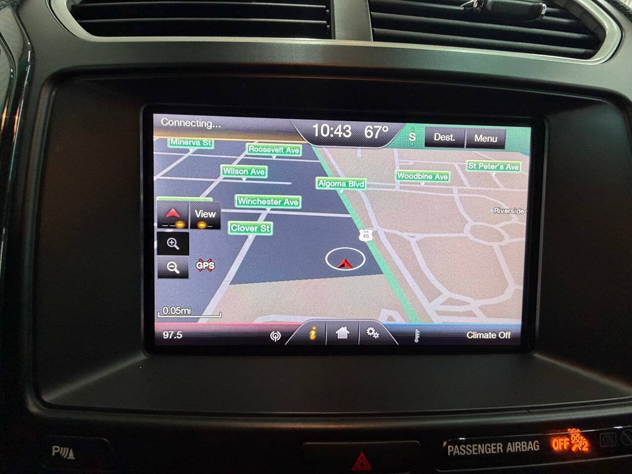 Used 2016 Ford Explorer XLT w/ Equipment Group 202A AWD/4WD image 23