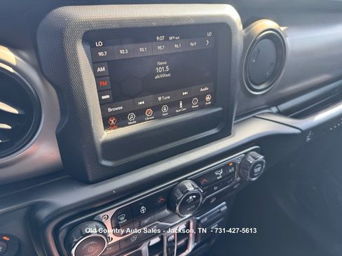 Used 2018 Jeep Wrangler Unlimited Sport S AWD/4WD image 20