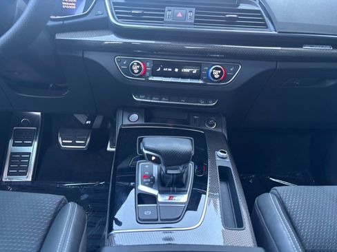 Used 2022 Audi SQ5 Premium Plus AWD/4WD image 10